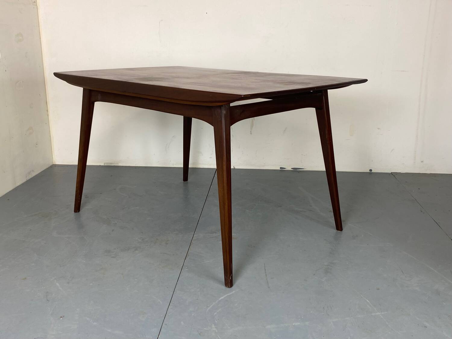 Scandinavian Style Mid Century Teak extendable Dining Table by Louis Van Teeffelen for Wébé, 1950s