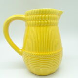 Nice pitcher / yellow corn jug