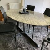 Oval table in Roche and Bobois marble, year 1975