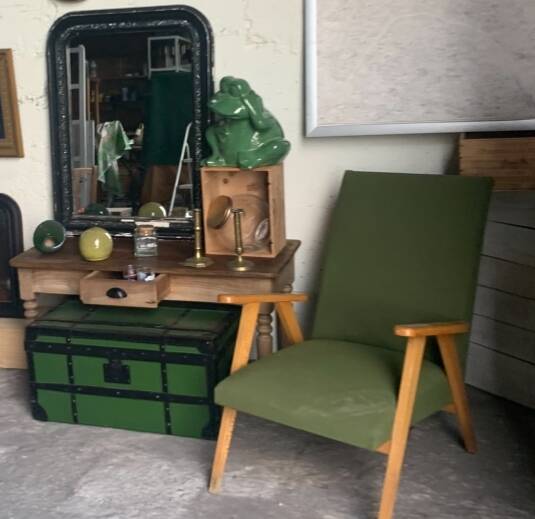 Raw bio coffee table