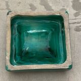 Ceramic pocket emptier