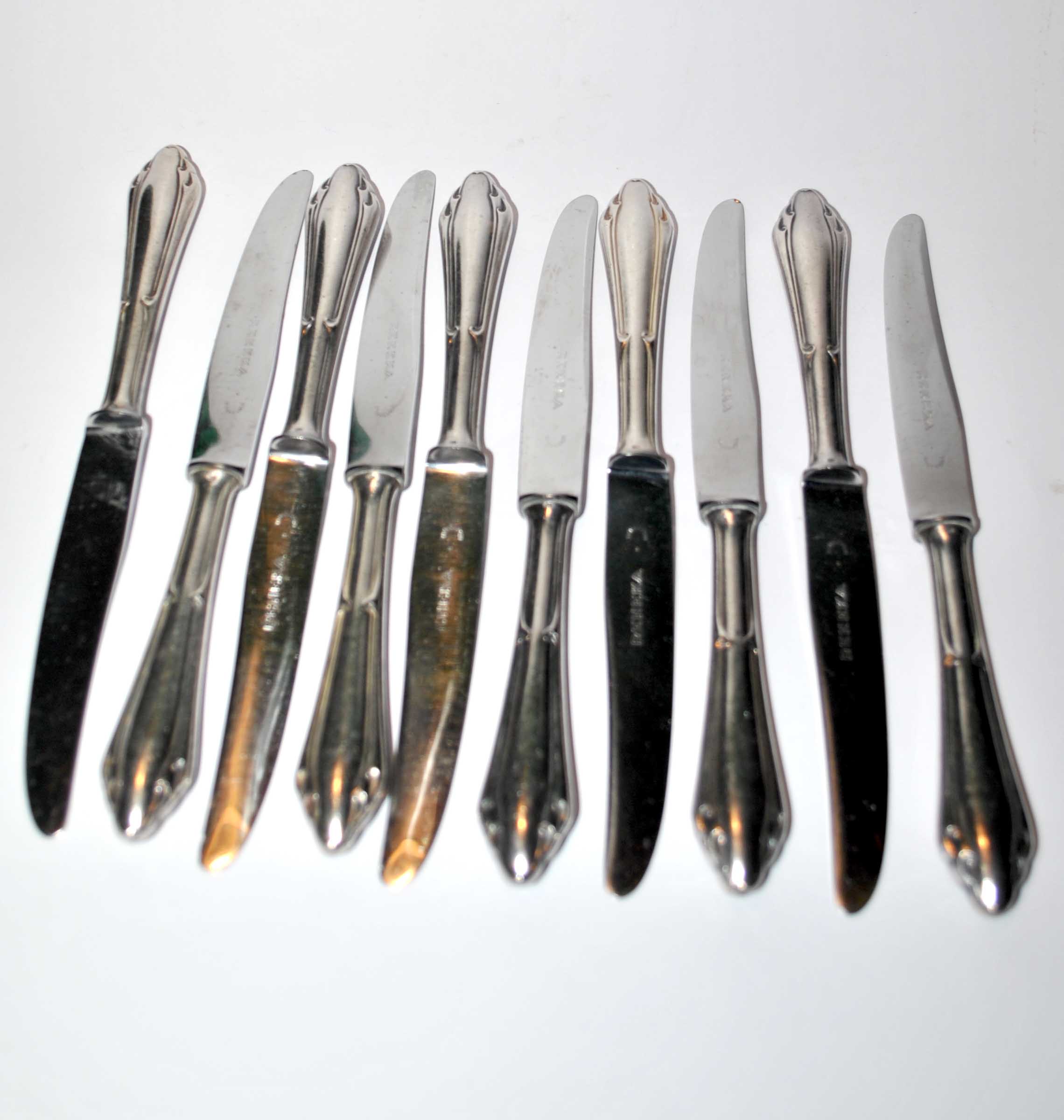 Series of 10 modernist dessert knives in silver metal RENEKA 1950