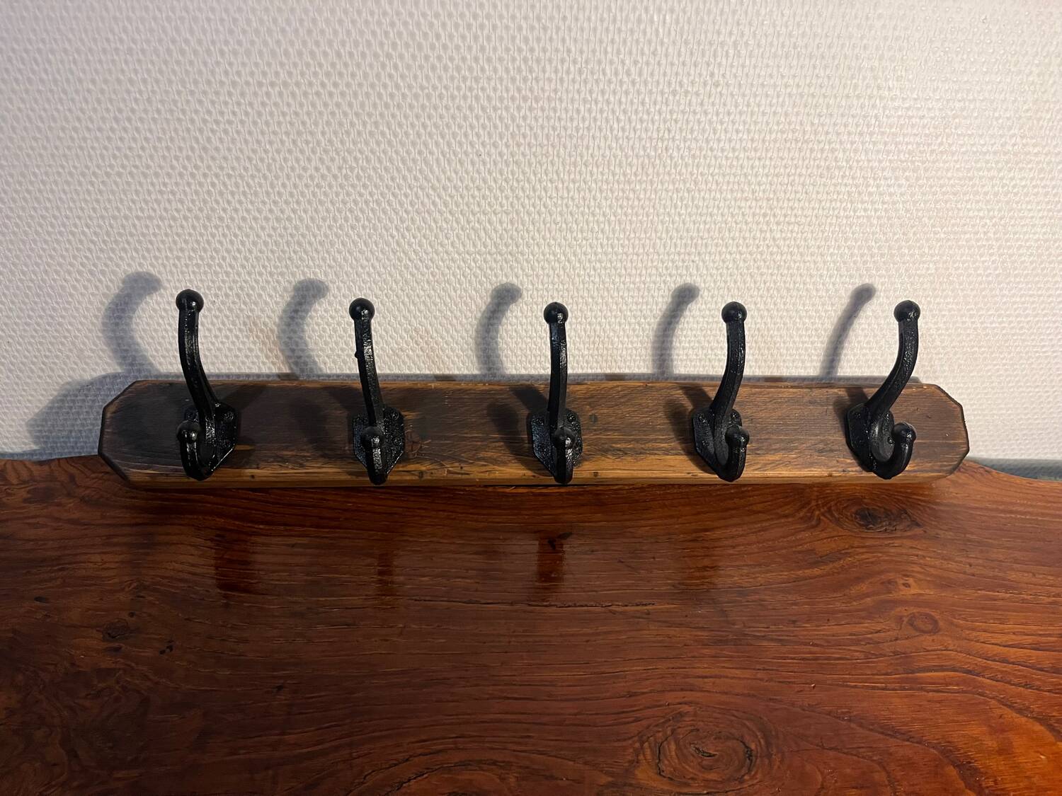 Wooden wall coat rack with 5 hooks