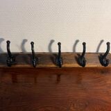 Wooden wall coat rack with 5 hooks