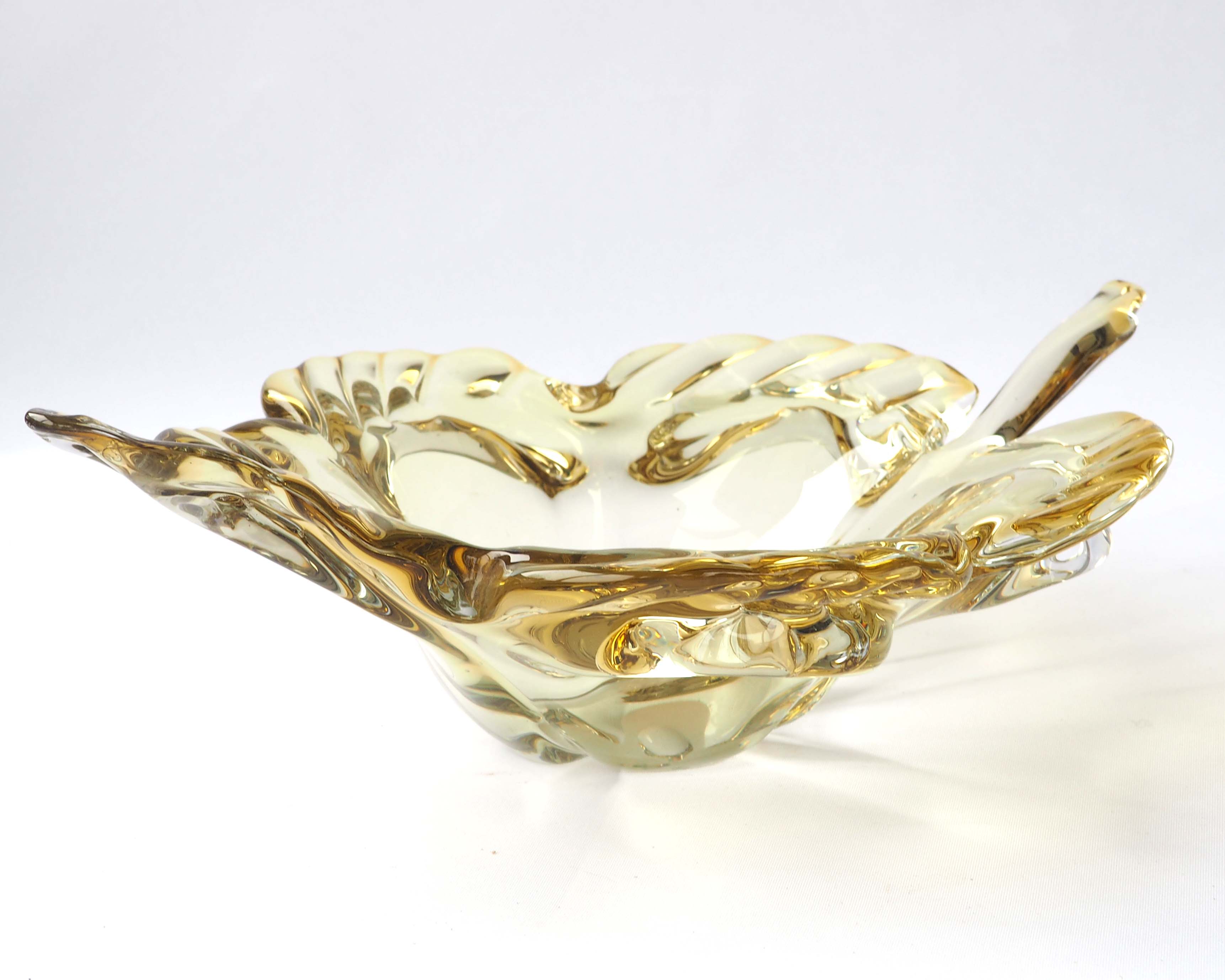 Empty crystal pocket