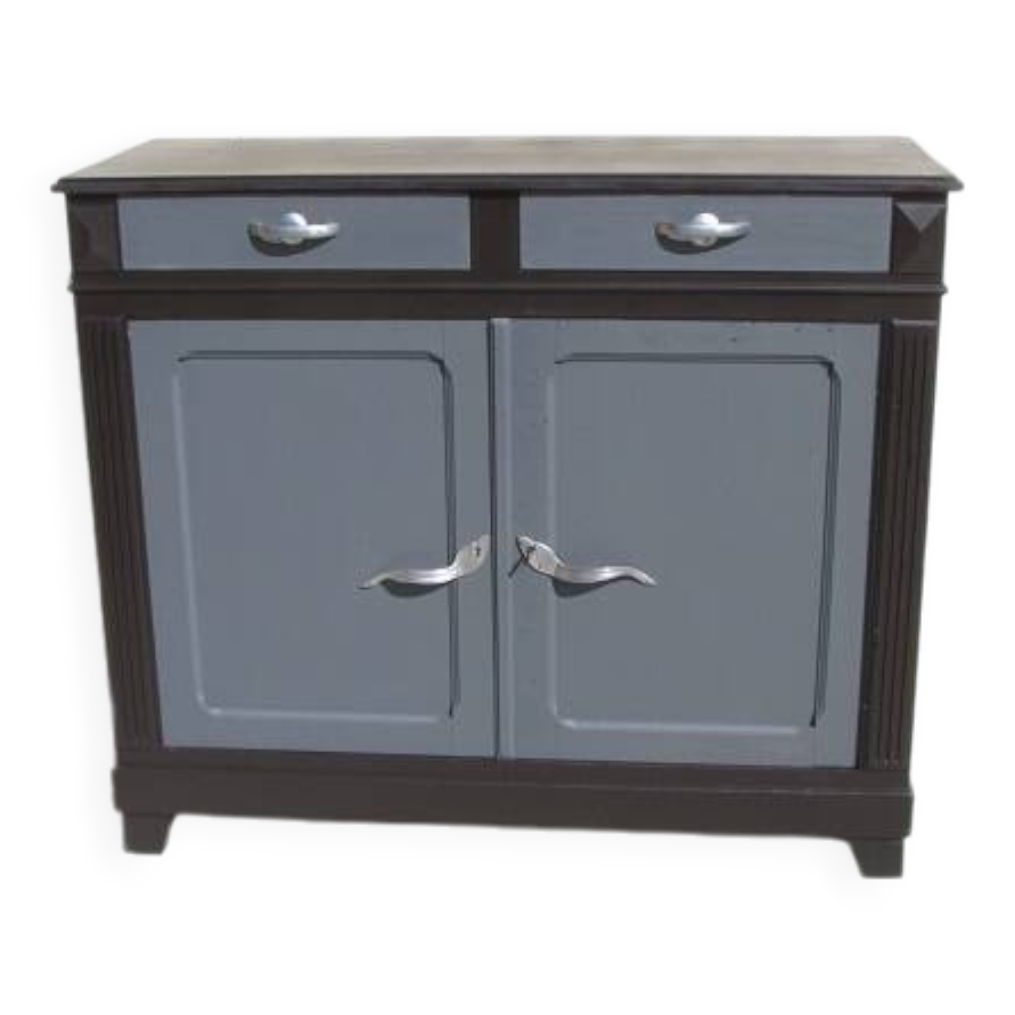 Typical kitchen buffet from the beginning of the century