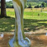 Vase in opaline