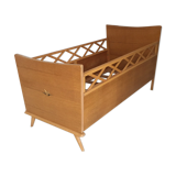Vintage baby bed year 50