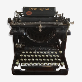 Old remington typewriter