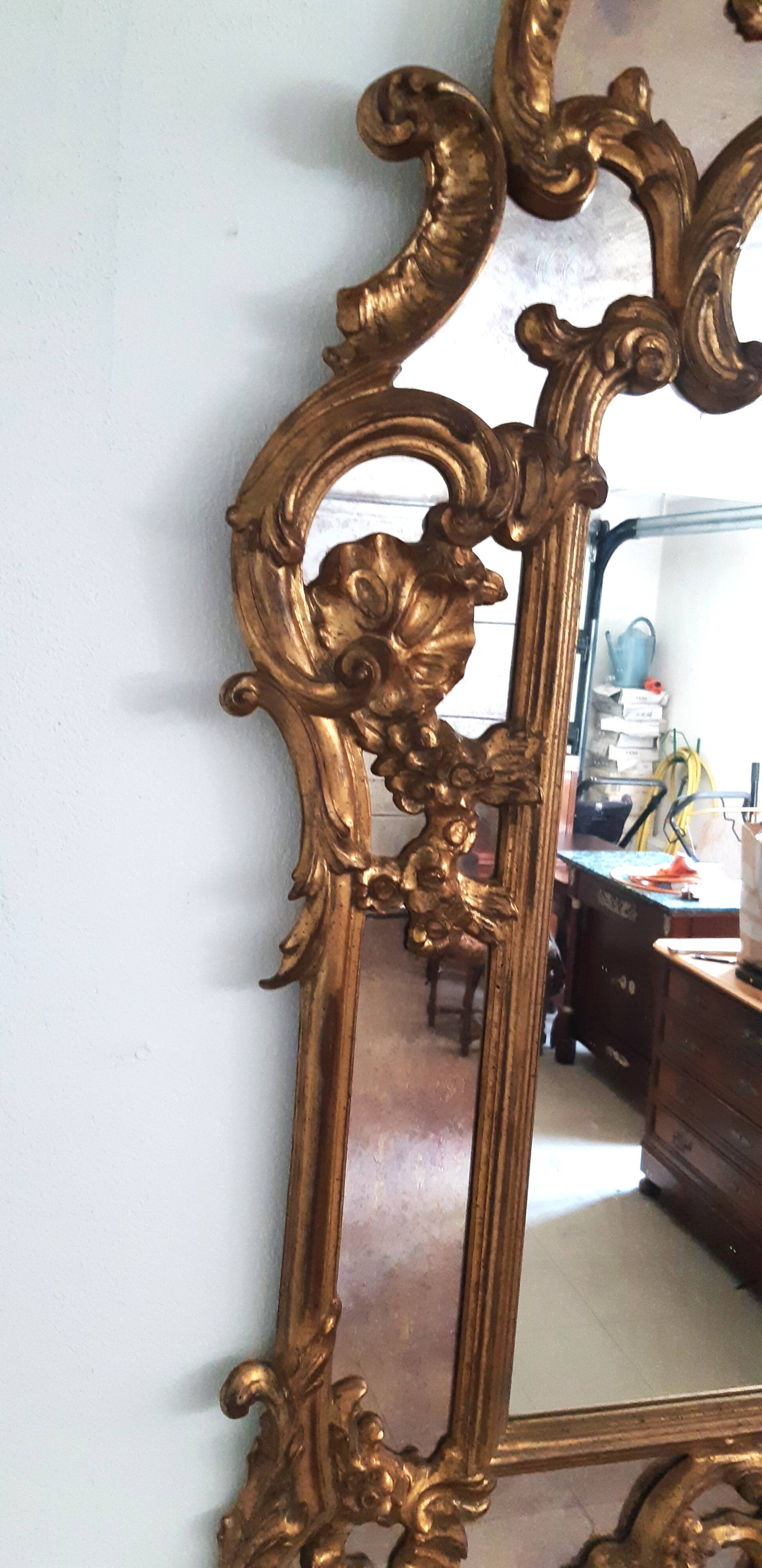 Grand miroir italien moitié xxème bois doré exceptionnel