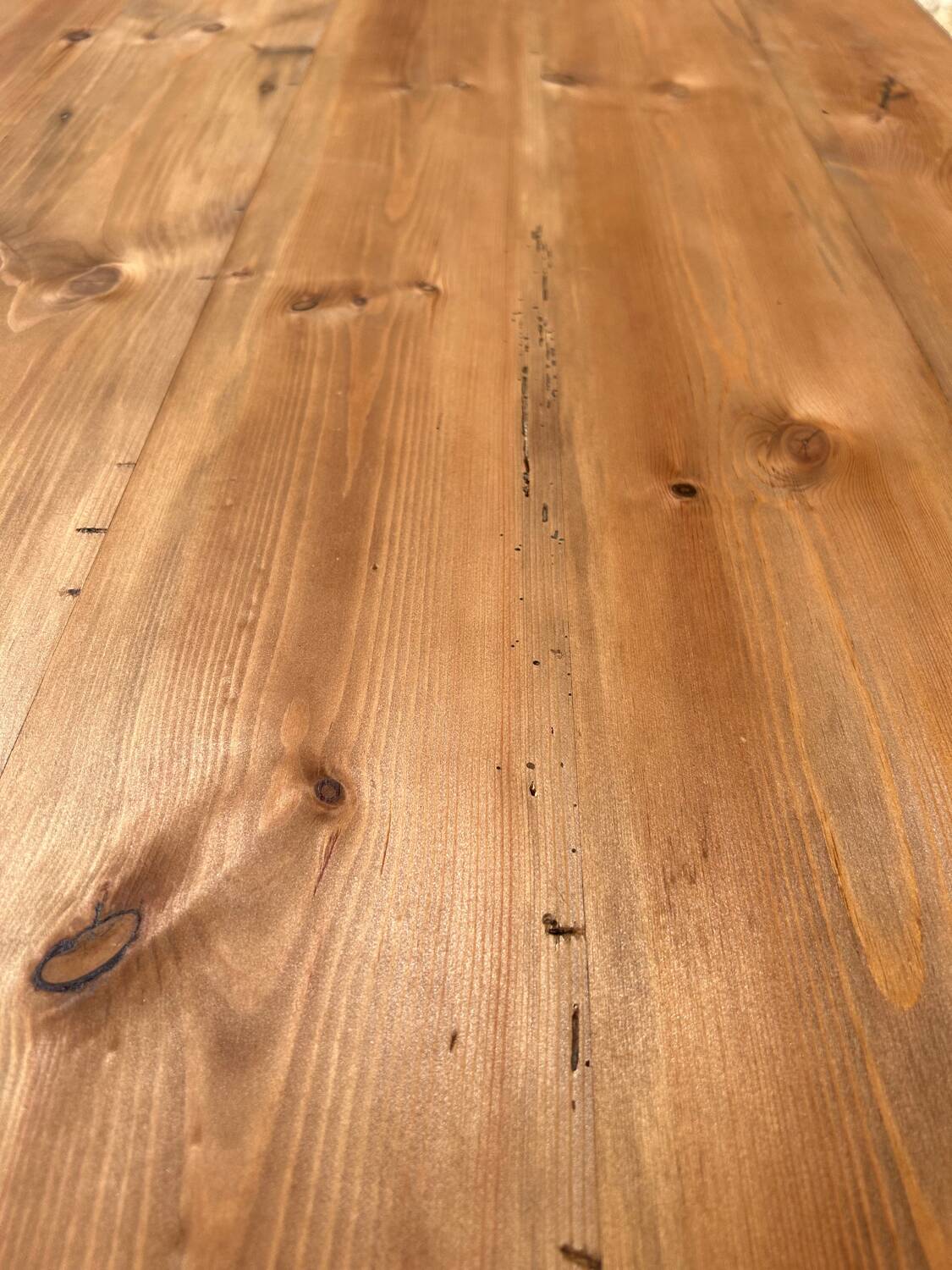 Farm table