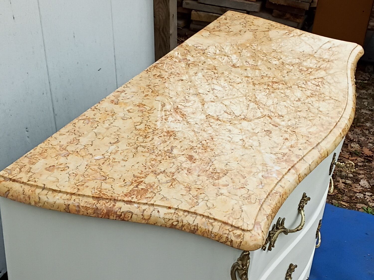 Chest of drawers style Louis XV cream