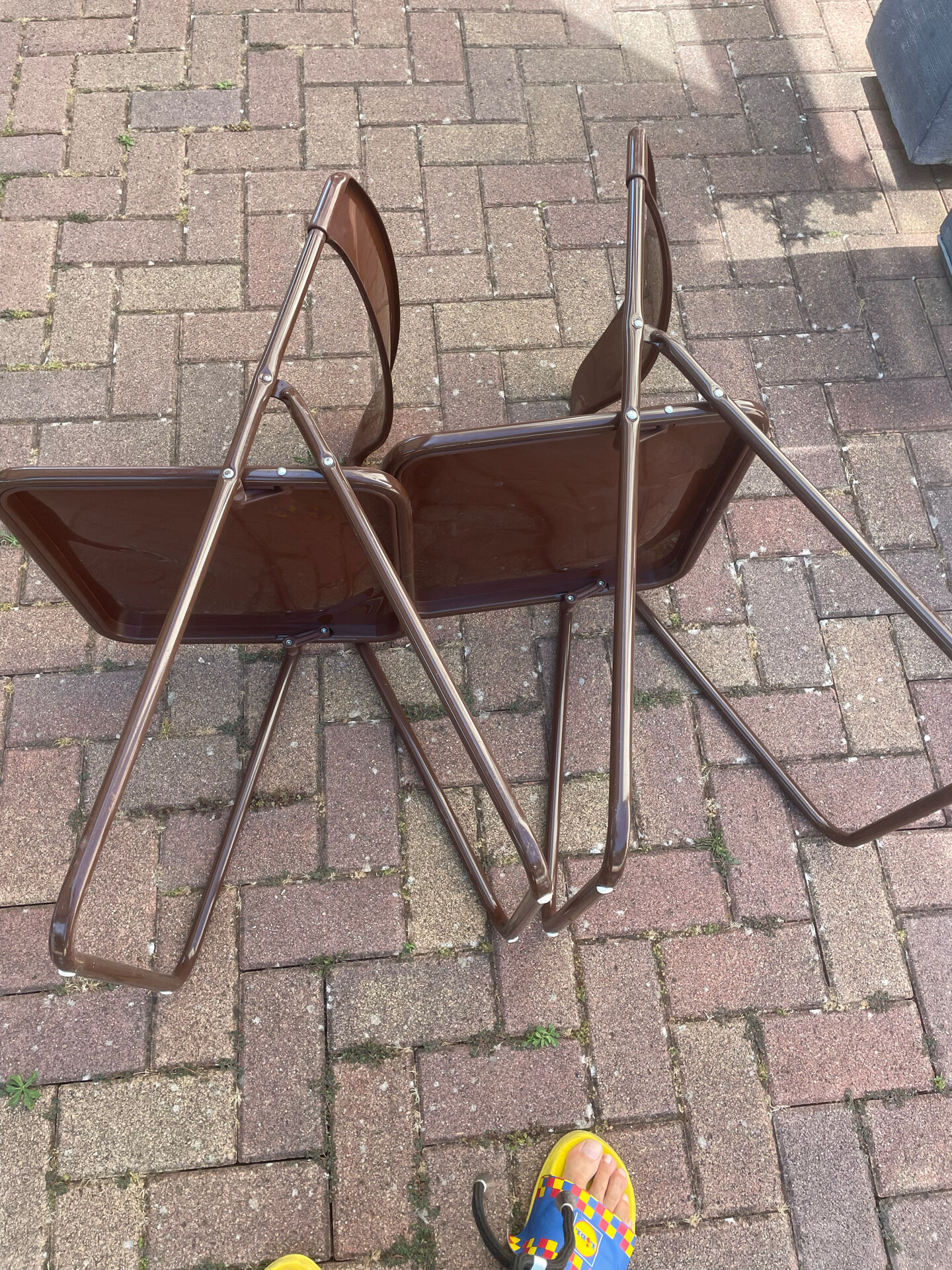 2 designer chairs from the 70s, Italy
