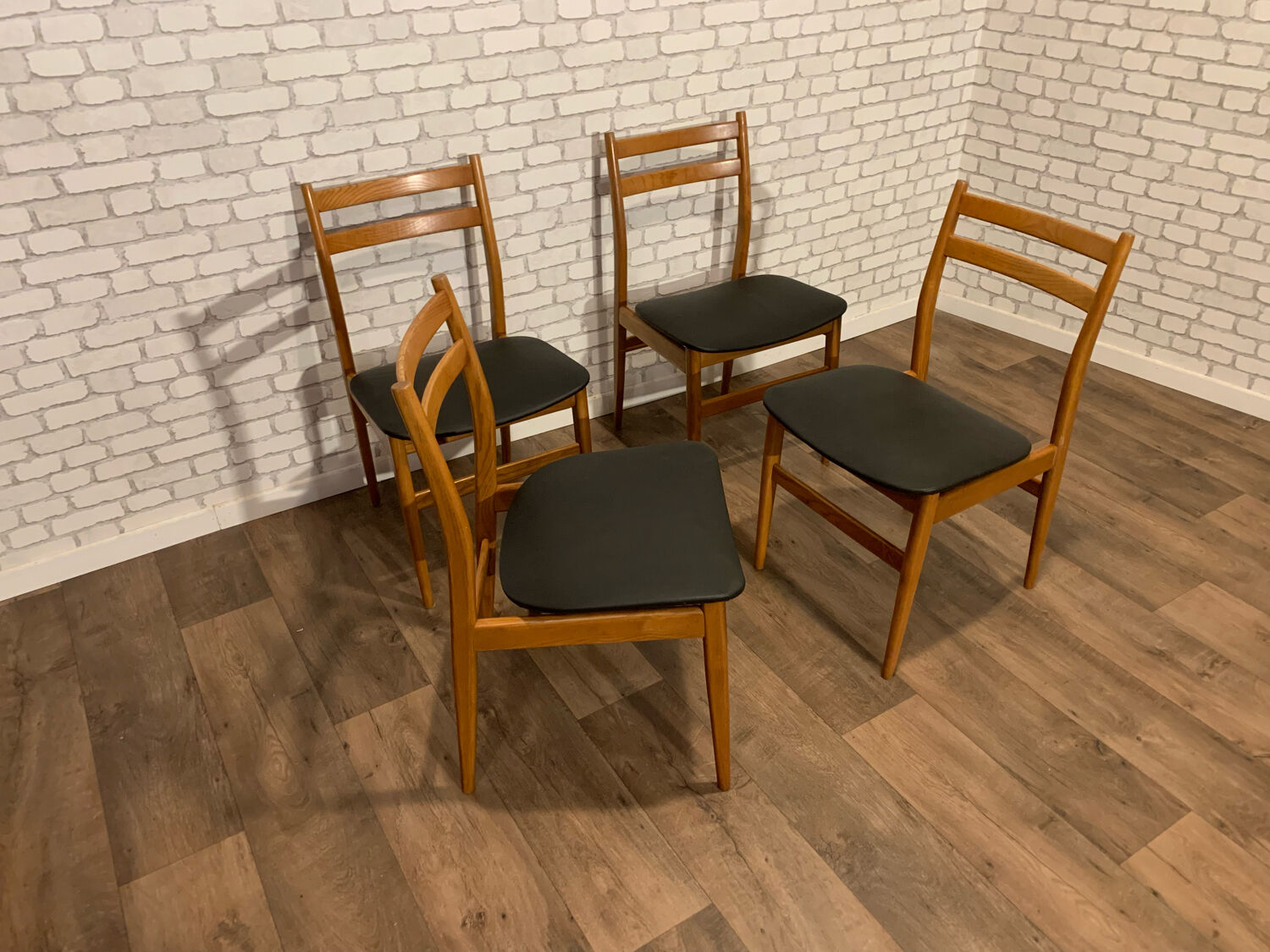 Series of 4 vintage Scandinavian style chairs