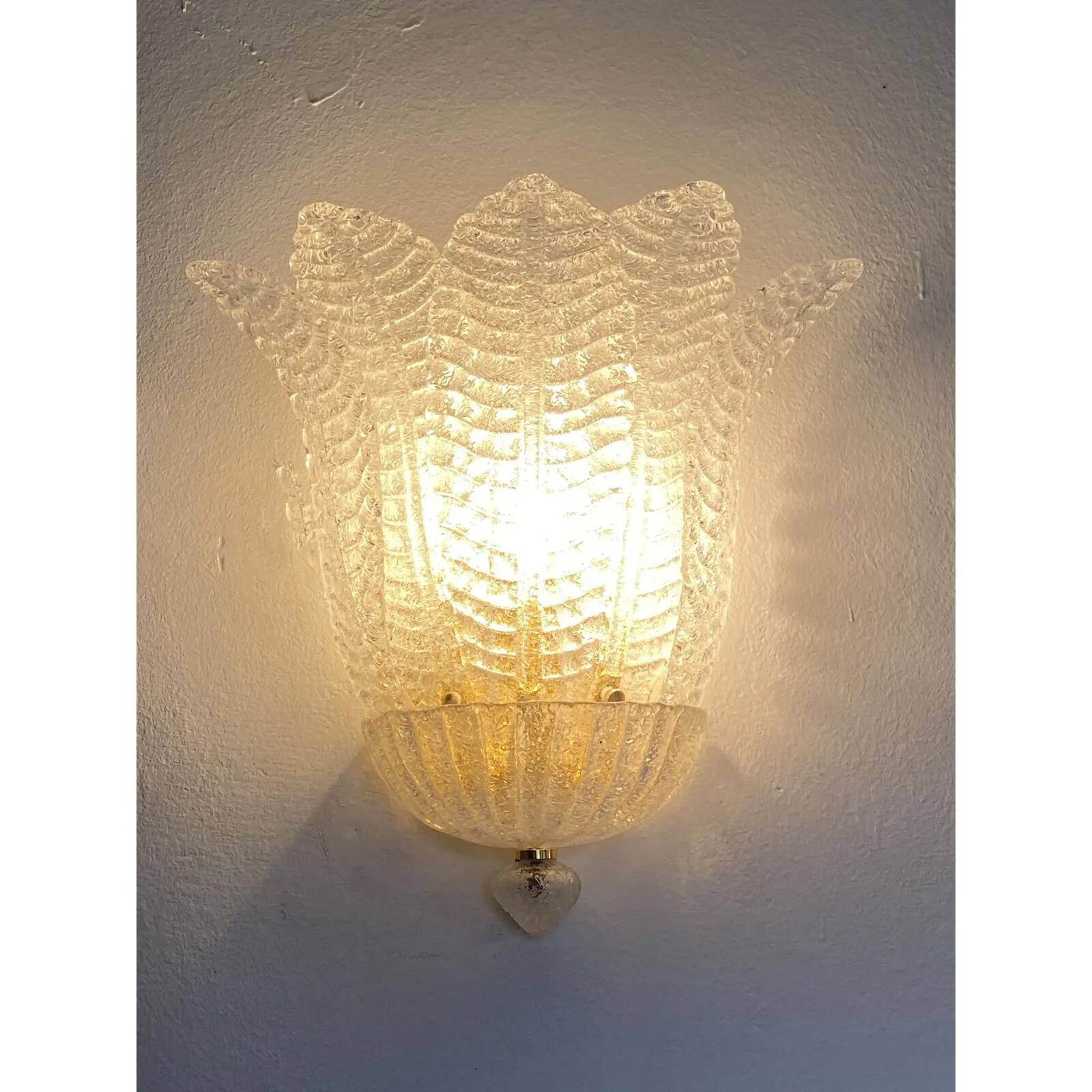 Contemporary Venetian Transparent Graniglia “Leaf” Murano Glass Wall Sconce
