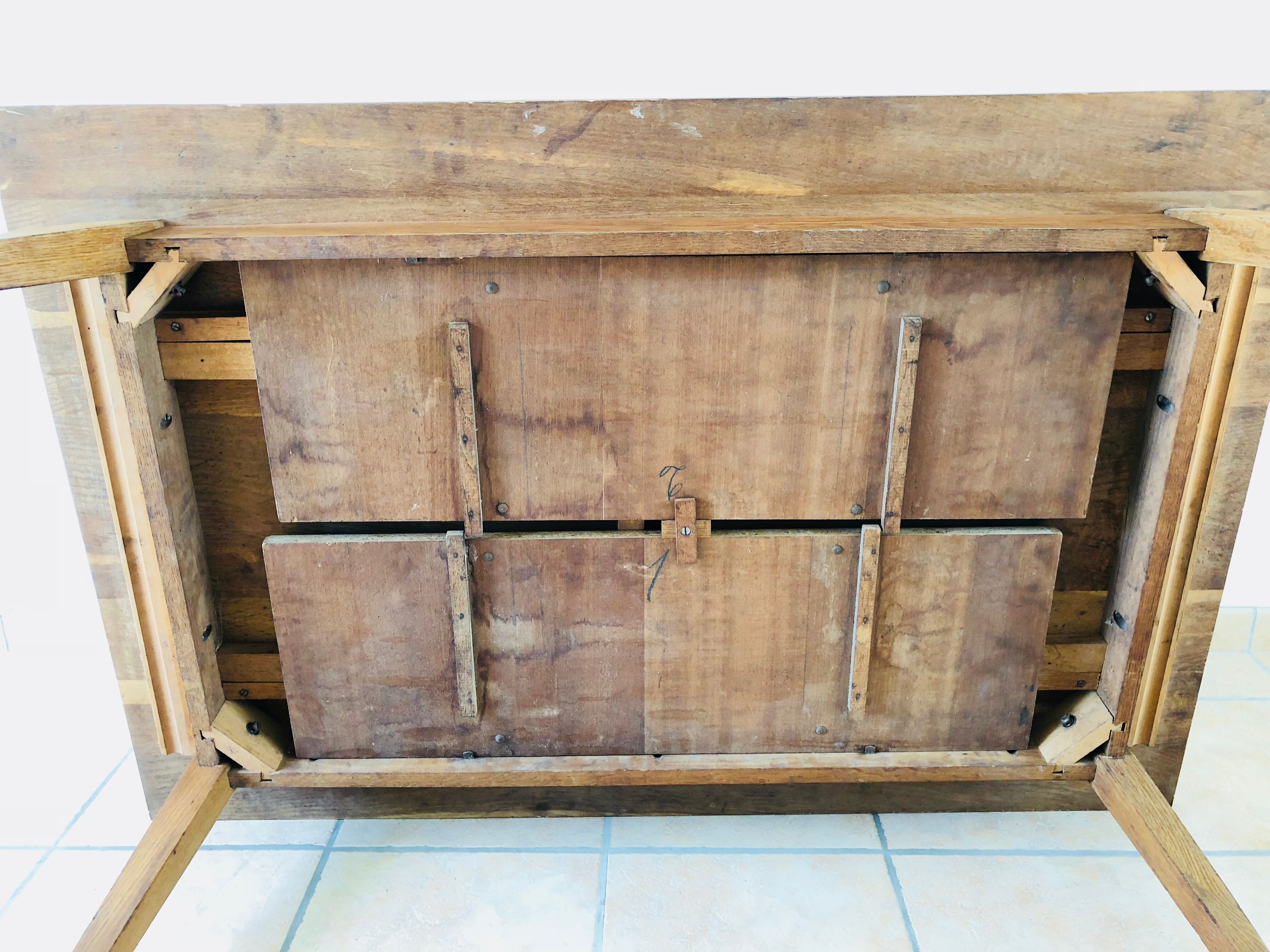 Oak table feet compass with extensions