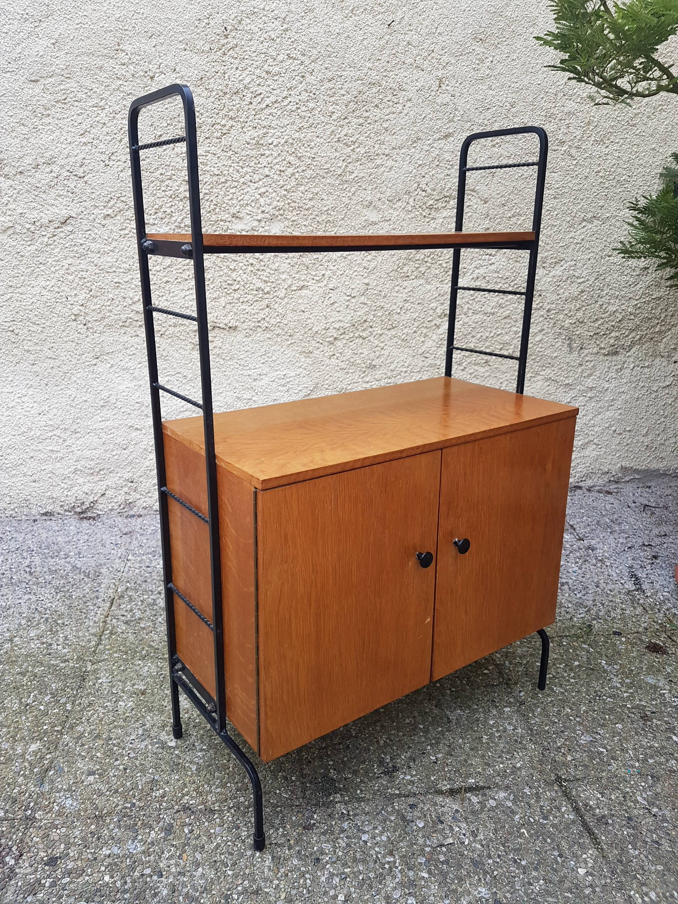 Oak box type tomado bookcase
