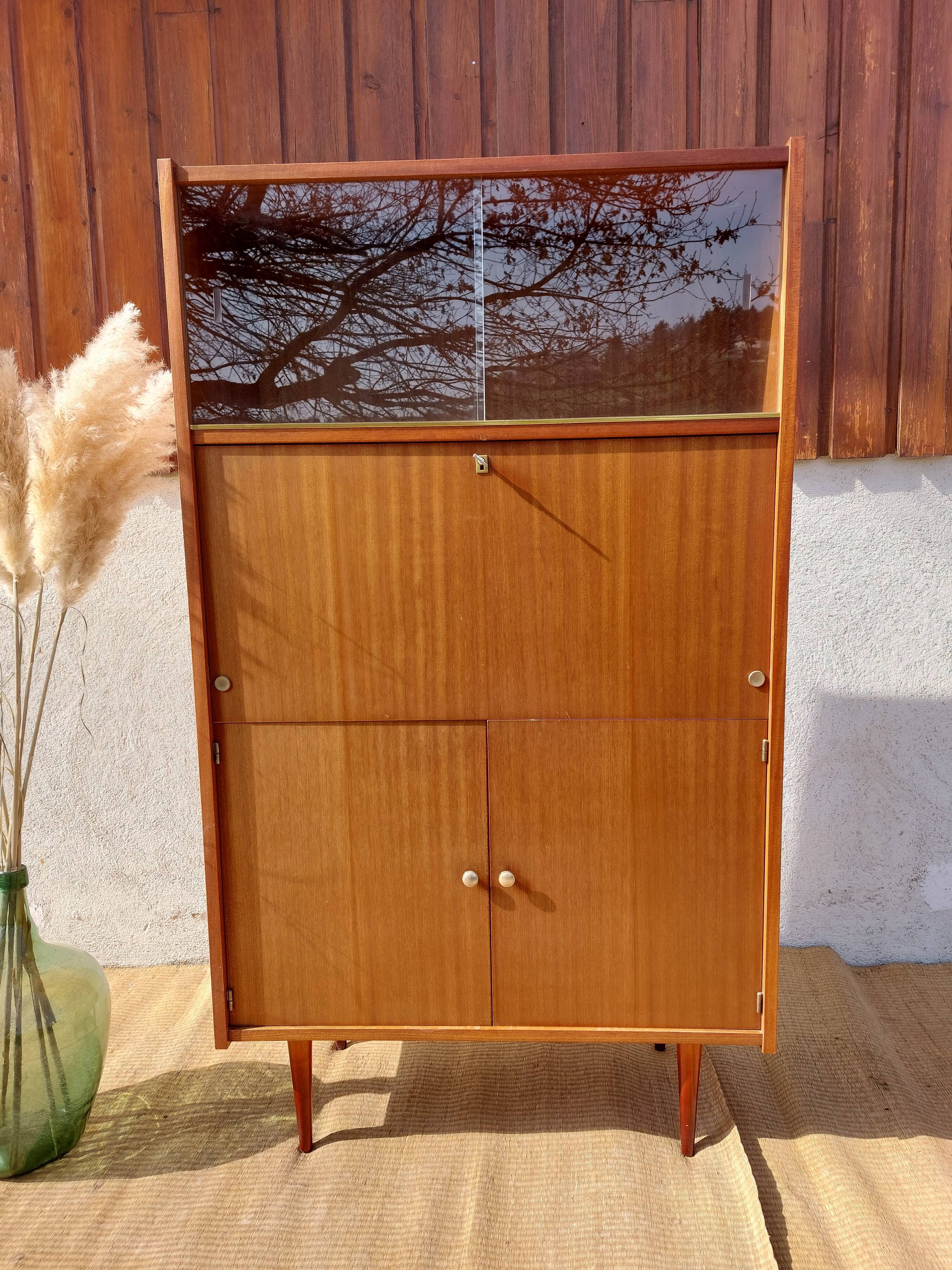 secretary 70s