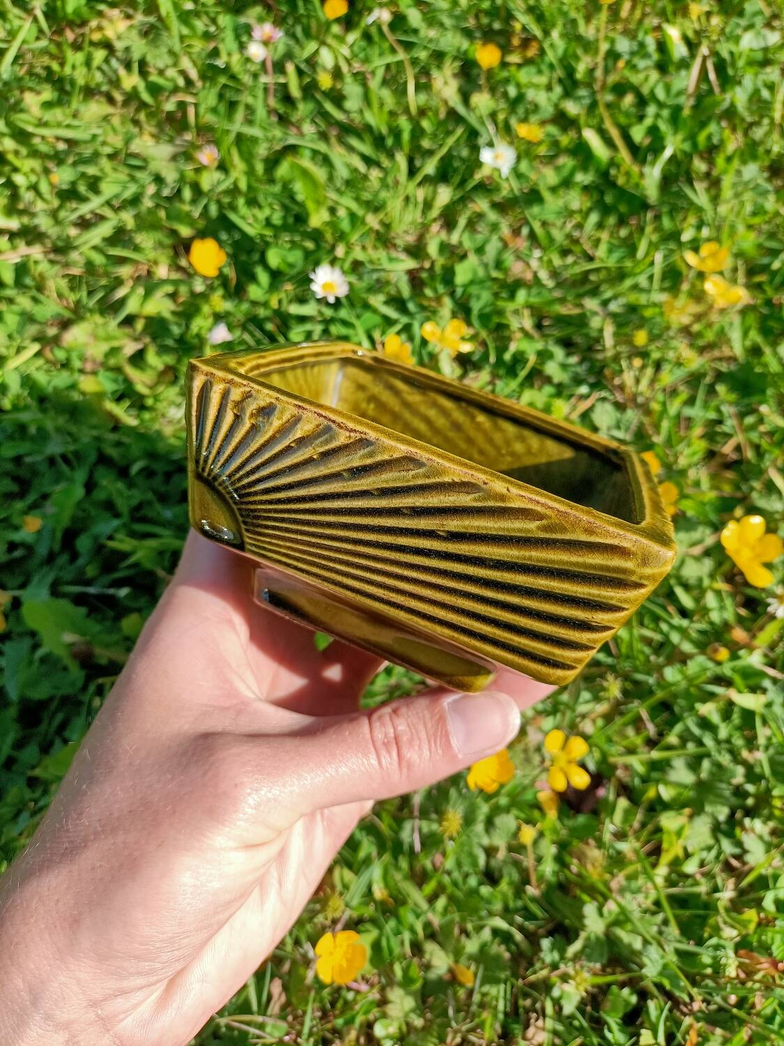 Retro ceramic flowerpot