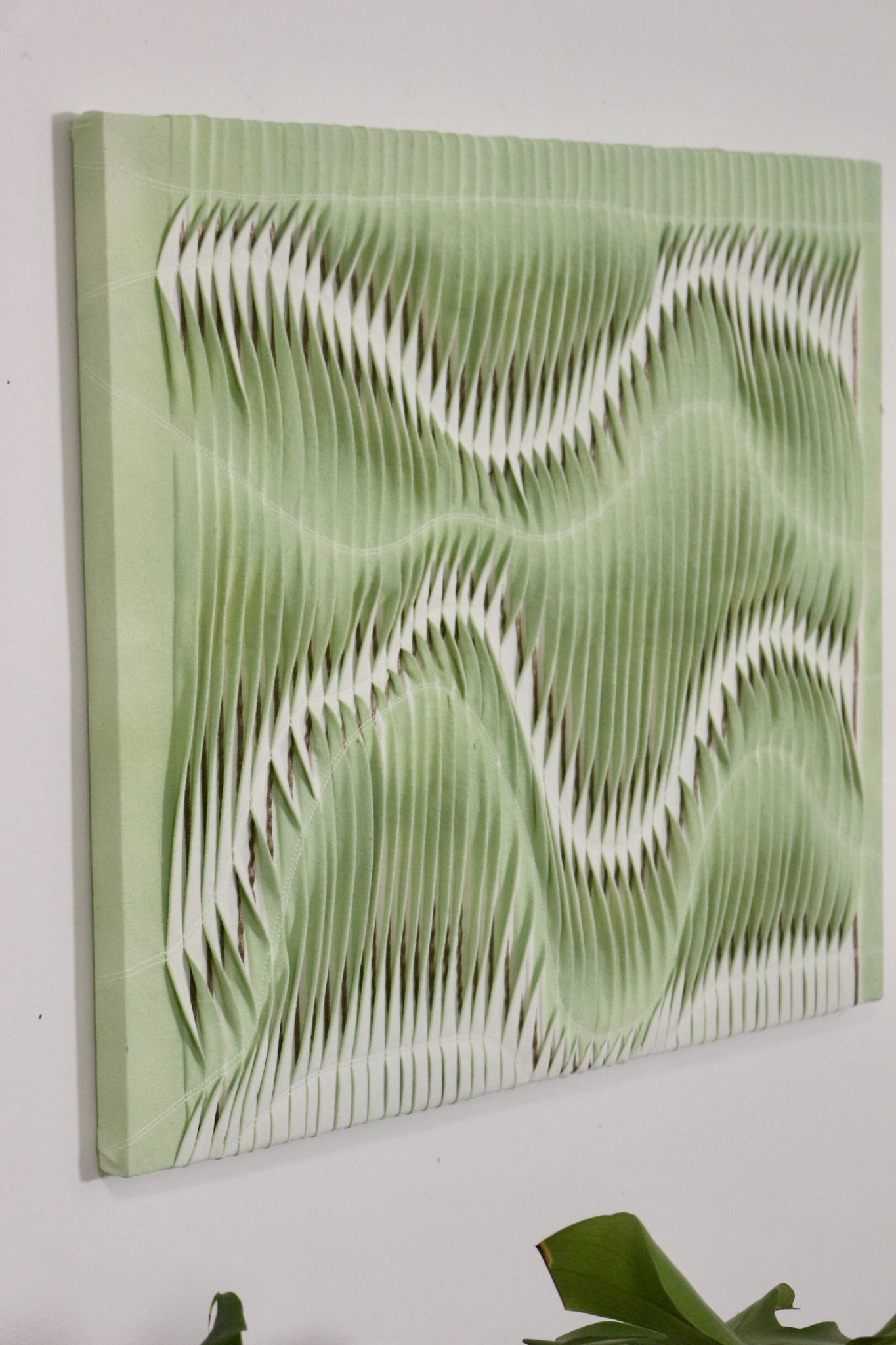 Textured wave effect painting by pleating in light green color. Contemporary. Ref Riviera