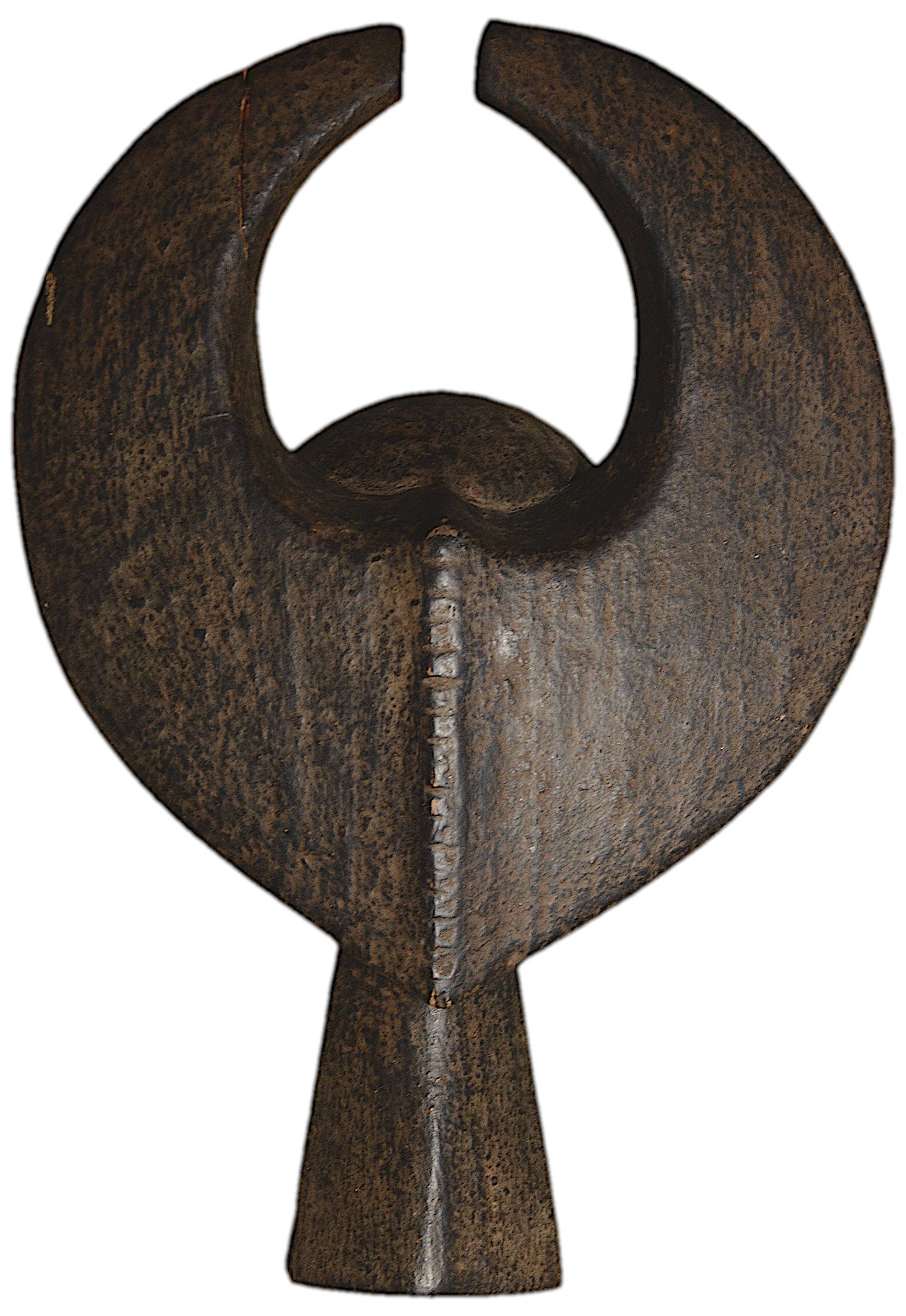 African wooden mask symbolising a buffalo, Nigeria, 28x39cm