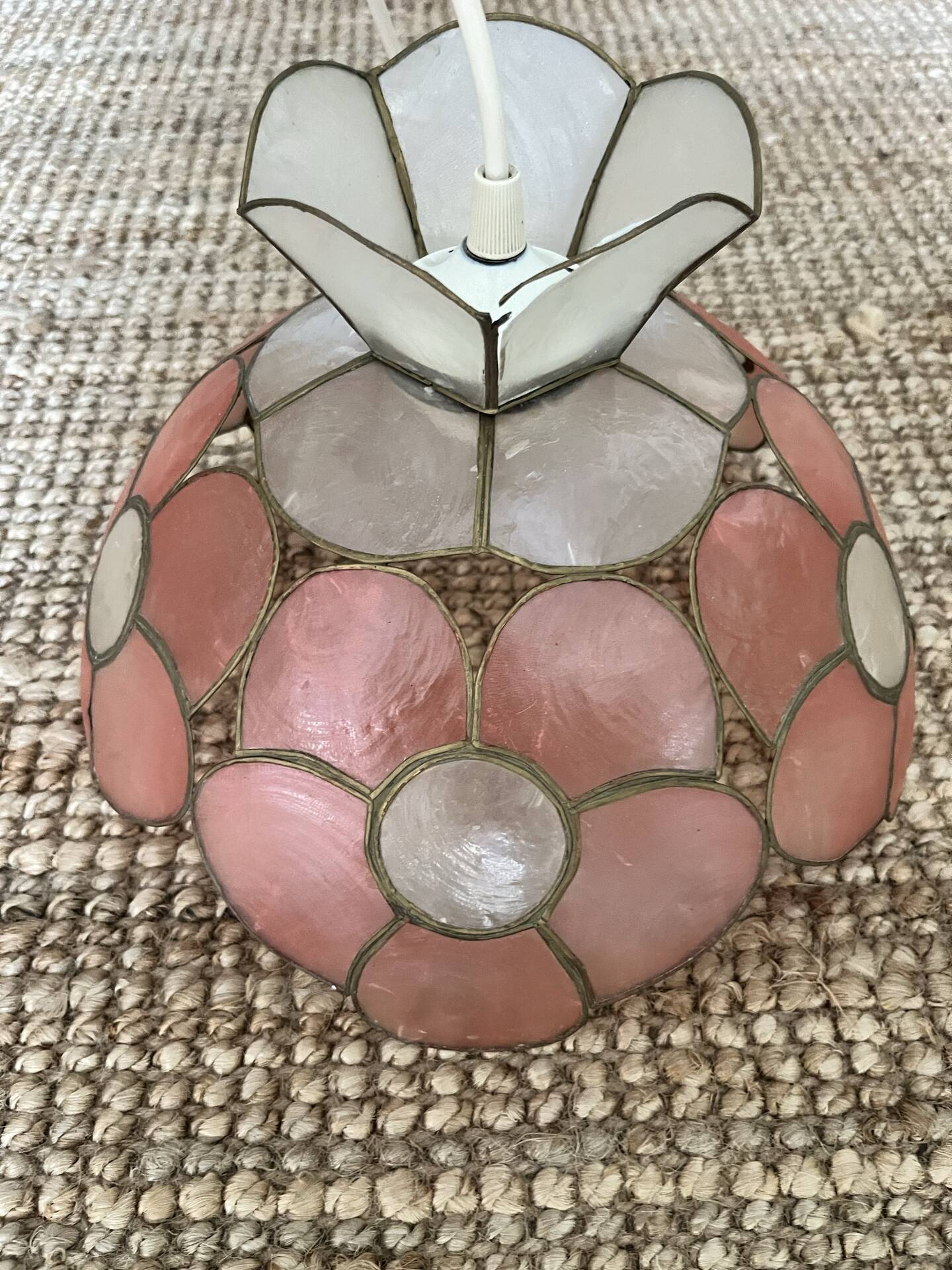 Mother-of-pearl pendant