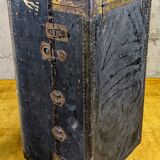 Antique travel trunk mendel trunk