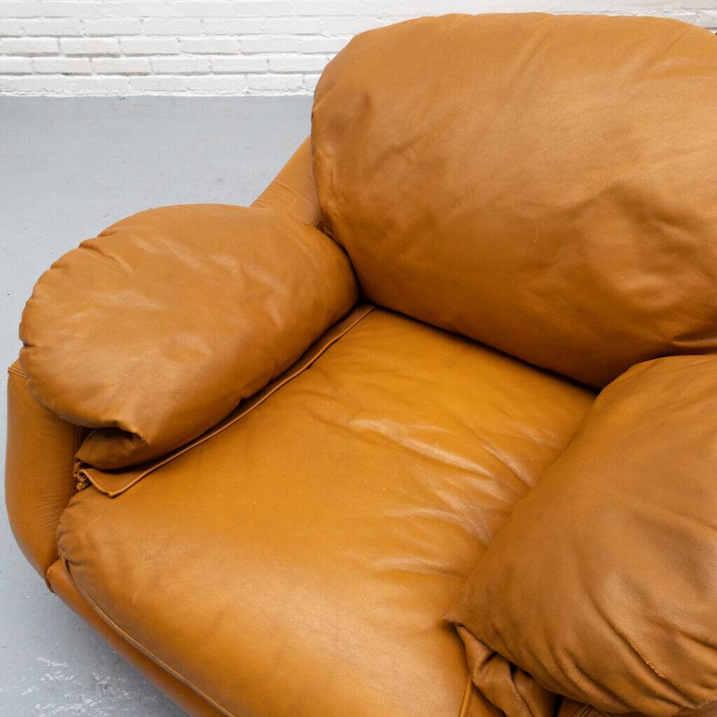 Cognac leather Italian lounge chair 1970s