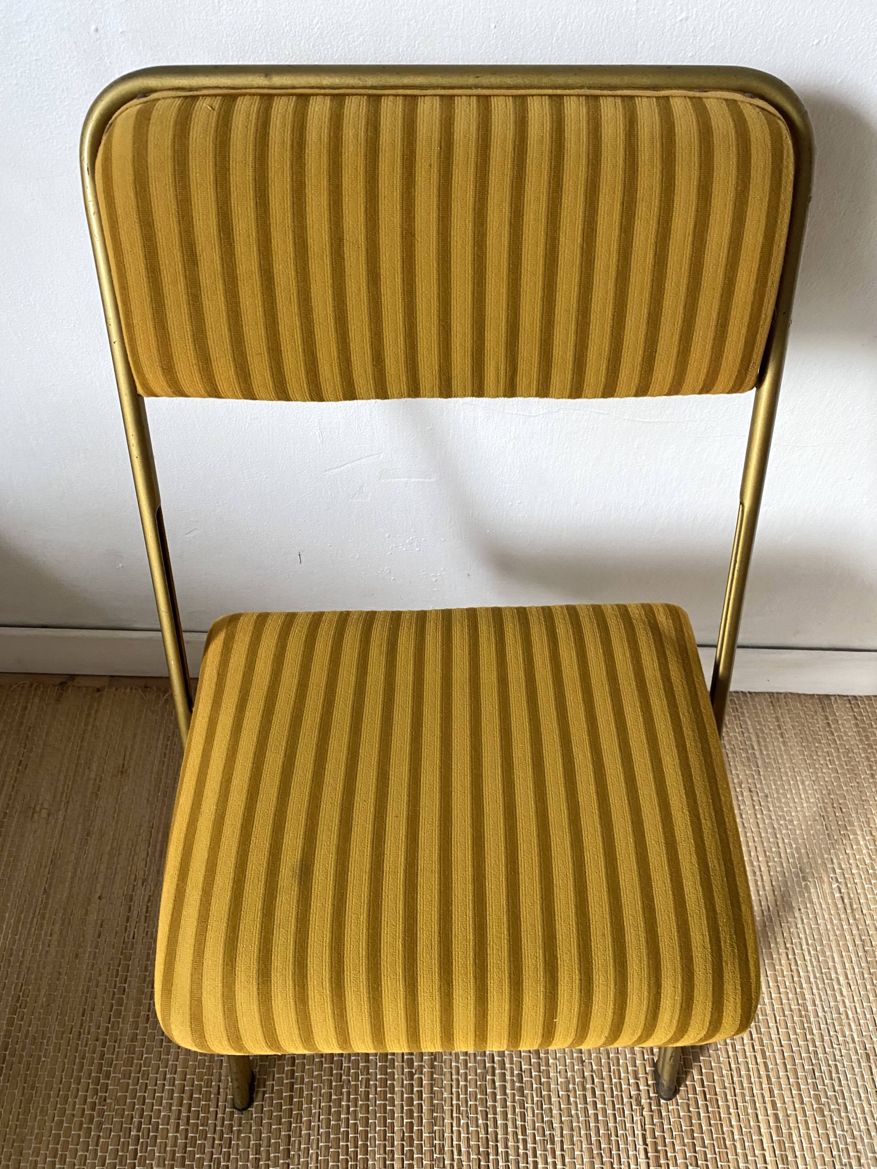 Lafuma folding chairs in velvet and gold metal