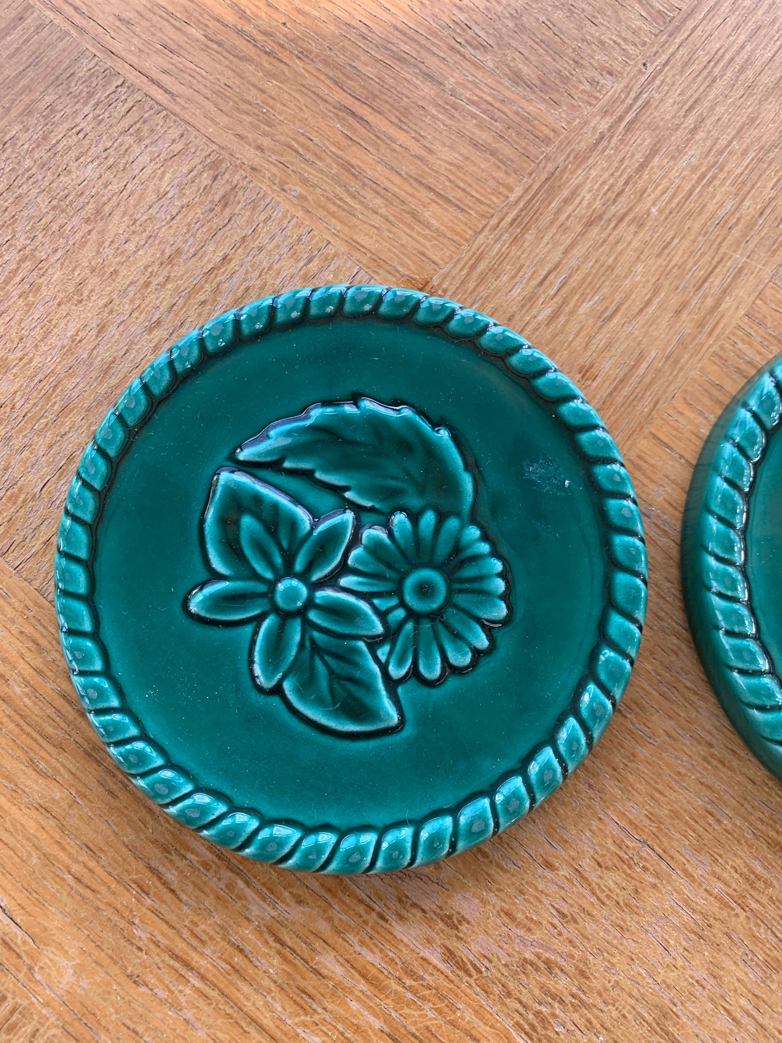 Two bottle unders bottle slurry