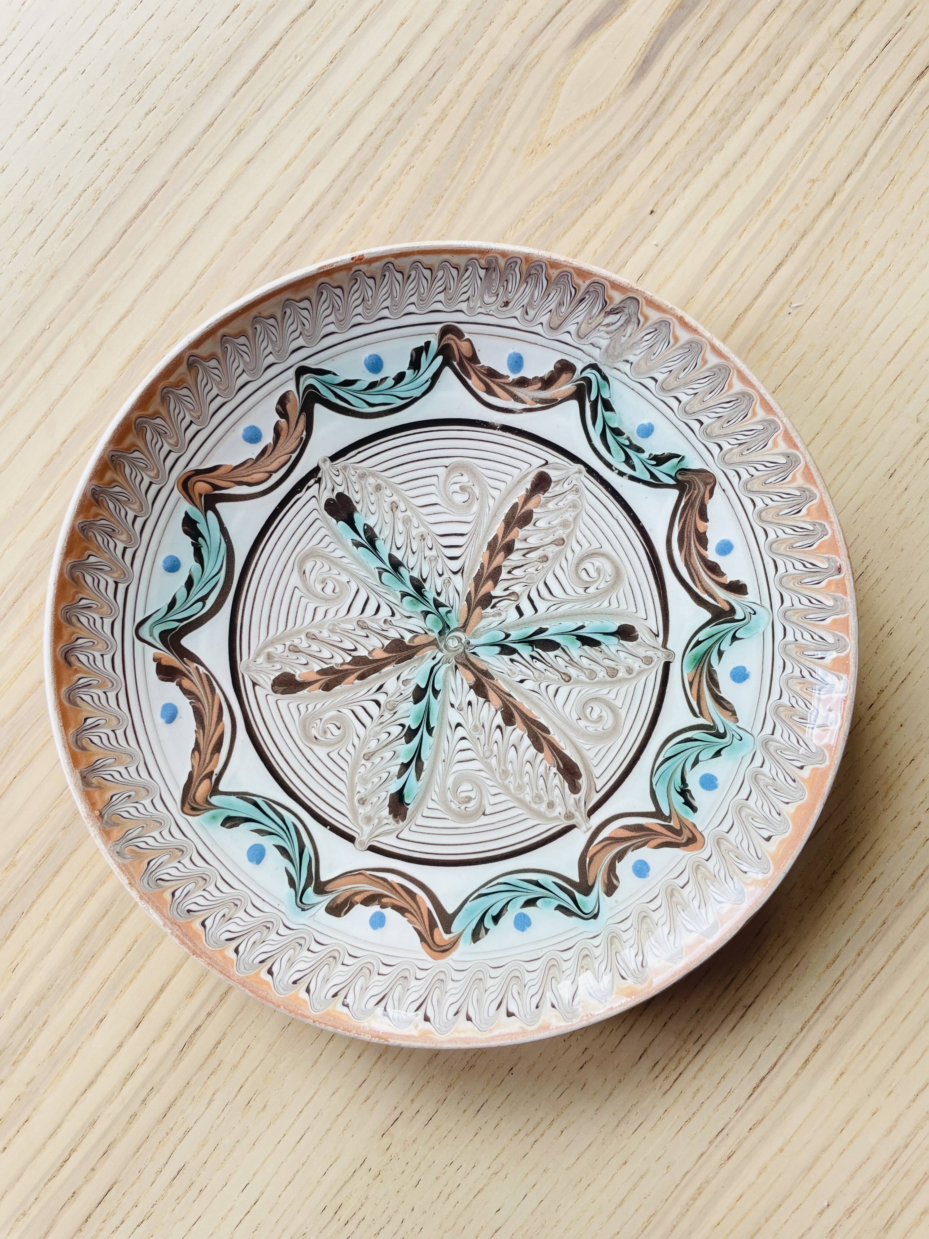 Romanian handicraft ceramic dish