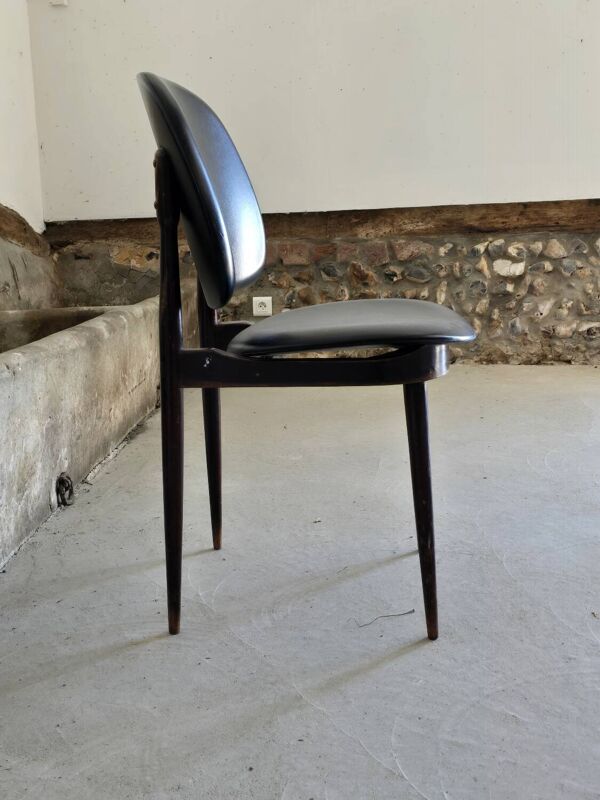 Chaise Baumann modèle ''Pégase
