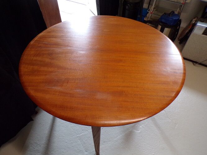 Table scandinave vintage
