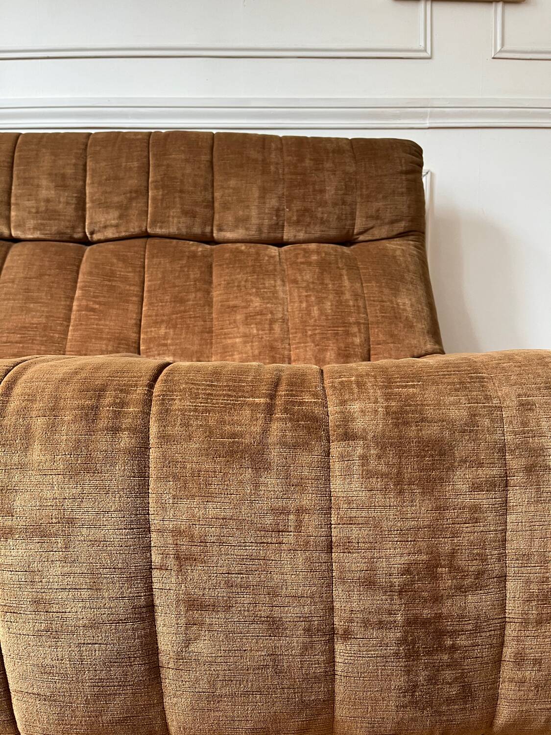 2-seater armchair in fawn velvet, Steiner edition 1970
