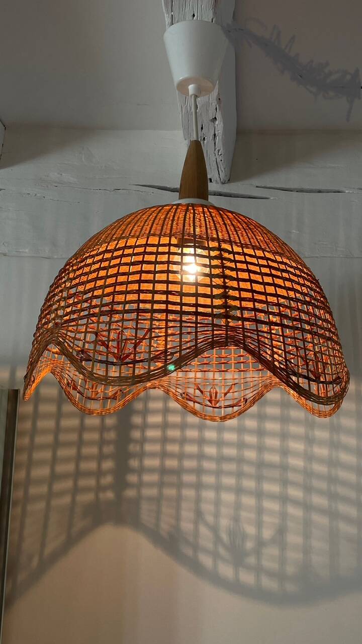 Vintage wicker flower pendant light