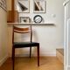 Chaise scandinave en teck et skaï noir
