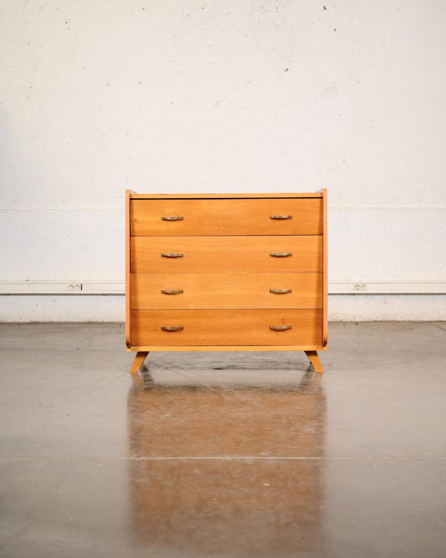 Vintage chest of drawers with 4 drawers