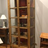 library showcase flamingo model sled