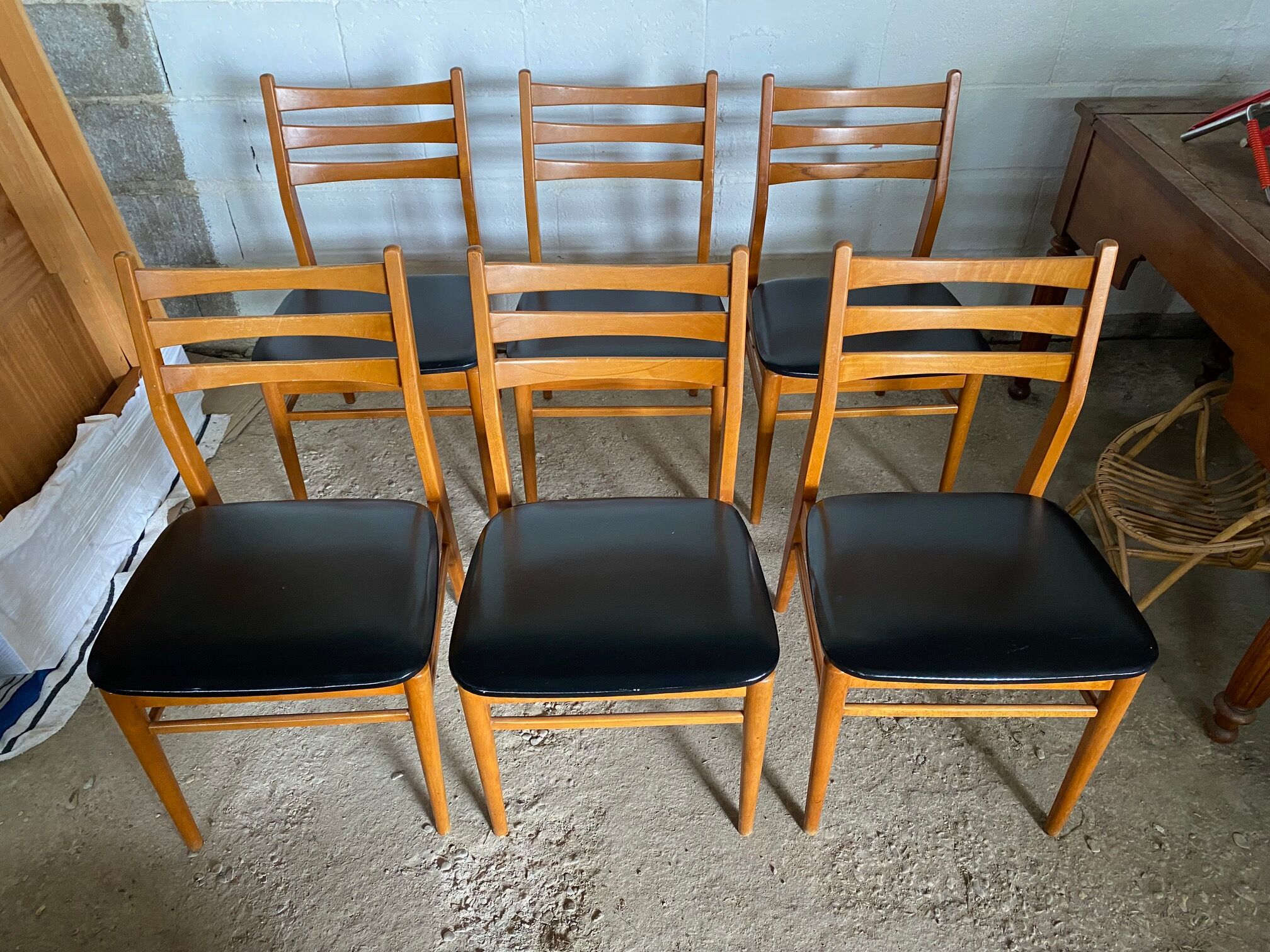 Set of 6 scandinavian chairs
