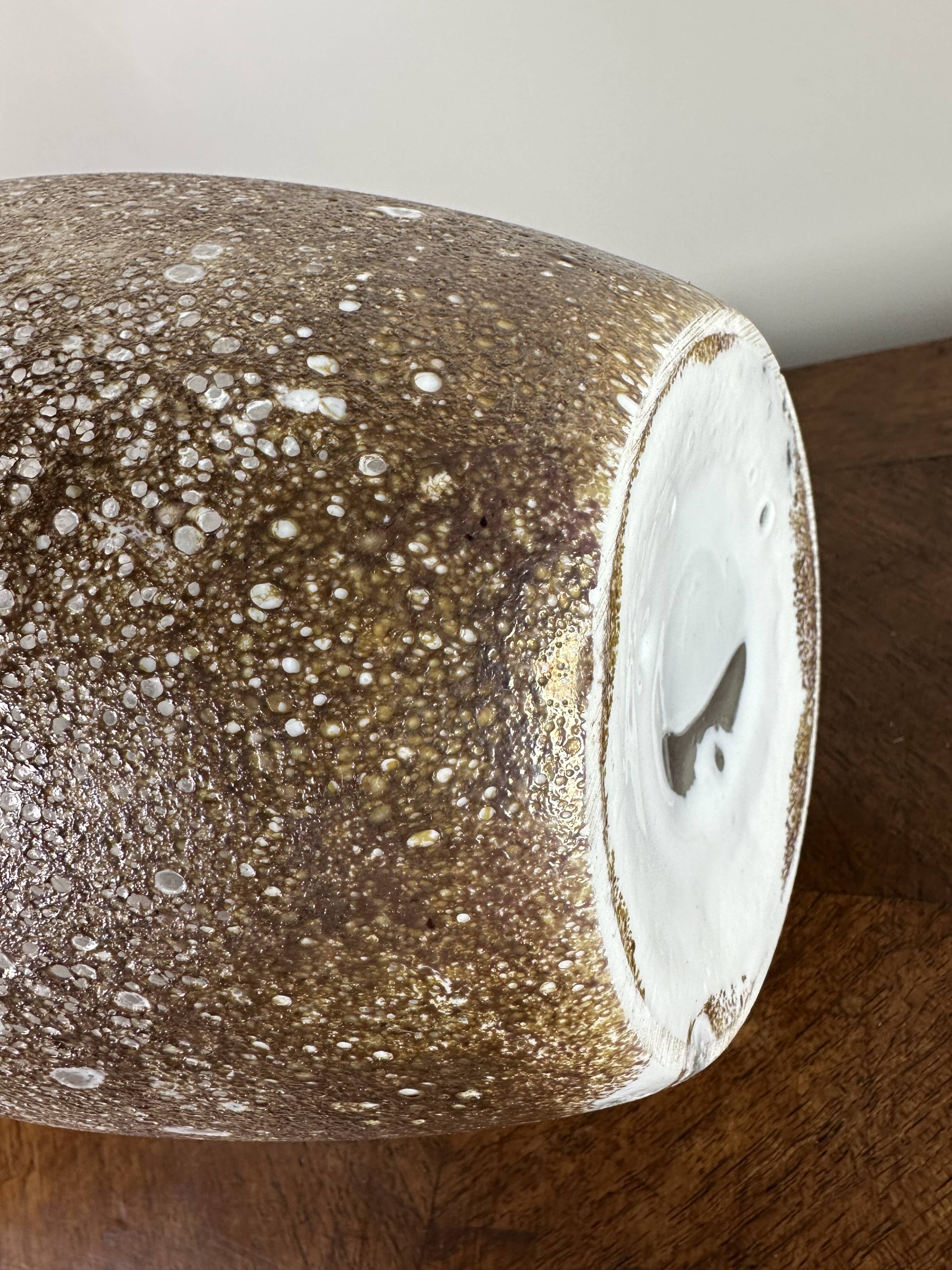 Vintage 80'S white and gold enameled blown glass vase Ht 45 cm