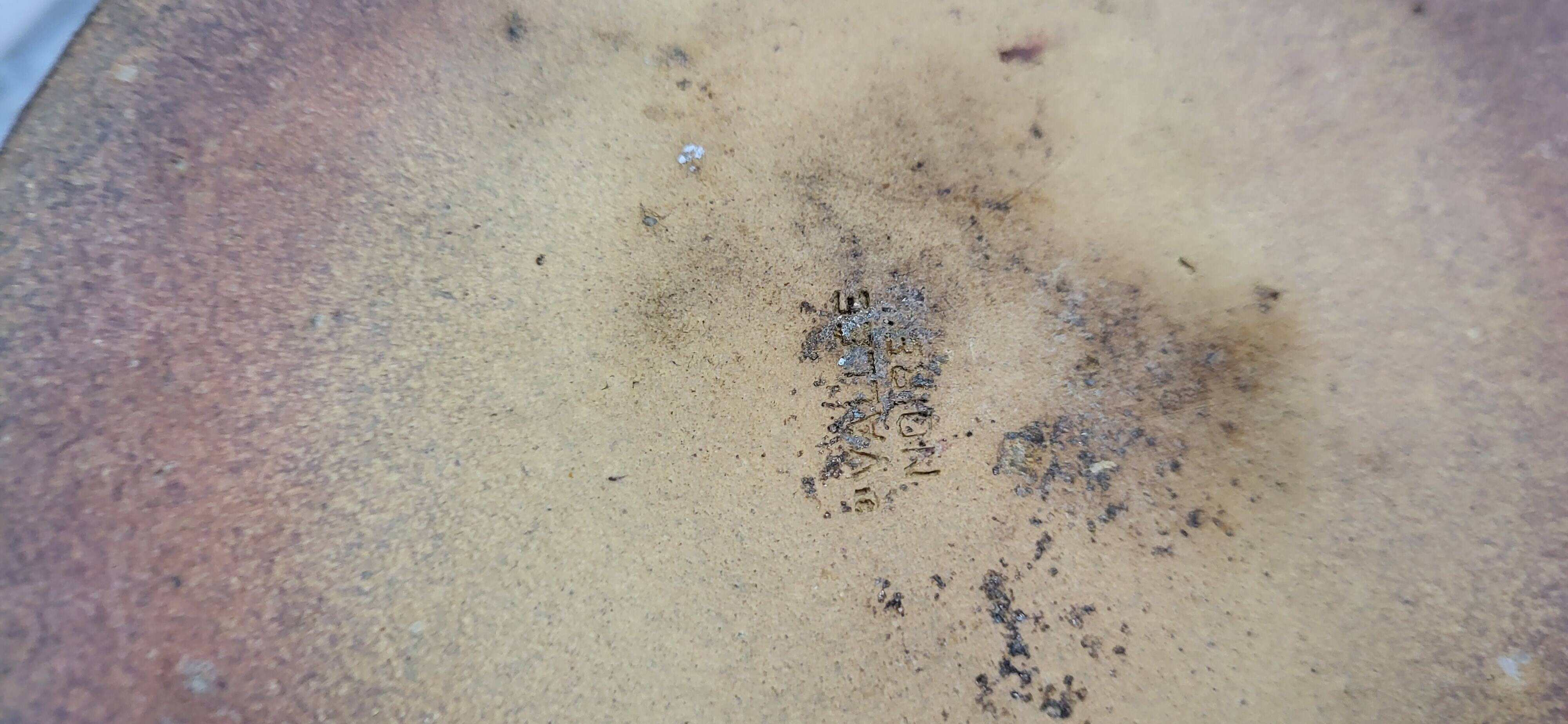 4 stoneware snail plates