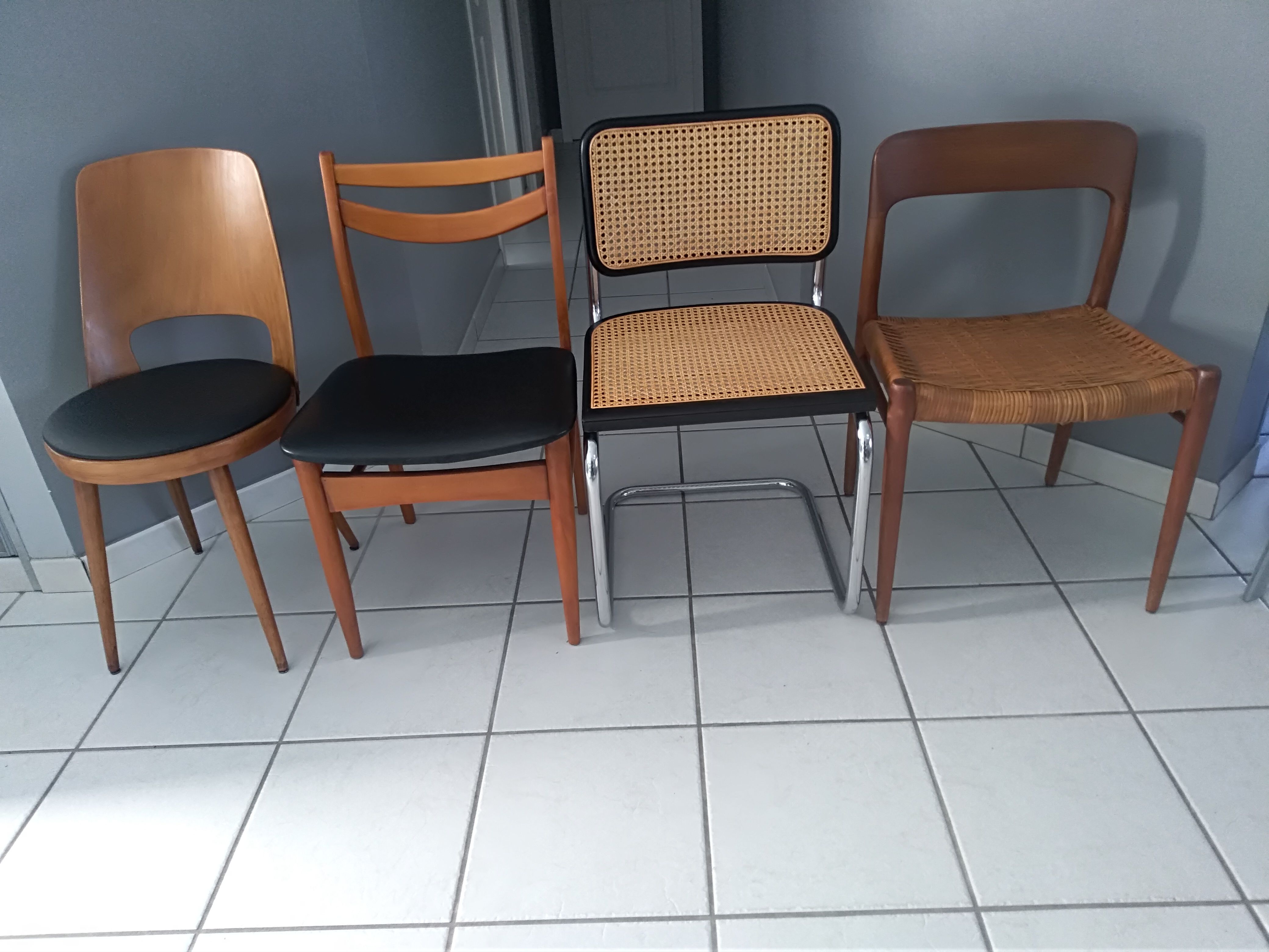 Suite of 4 mismatched vintage chairs Marcel Breuer, niels Otto Miller, Baumann Mondor and Samcom