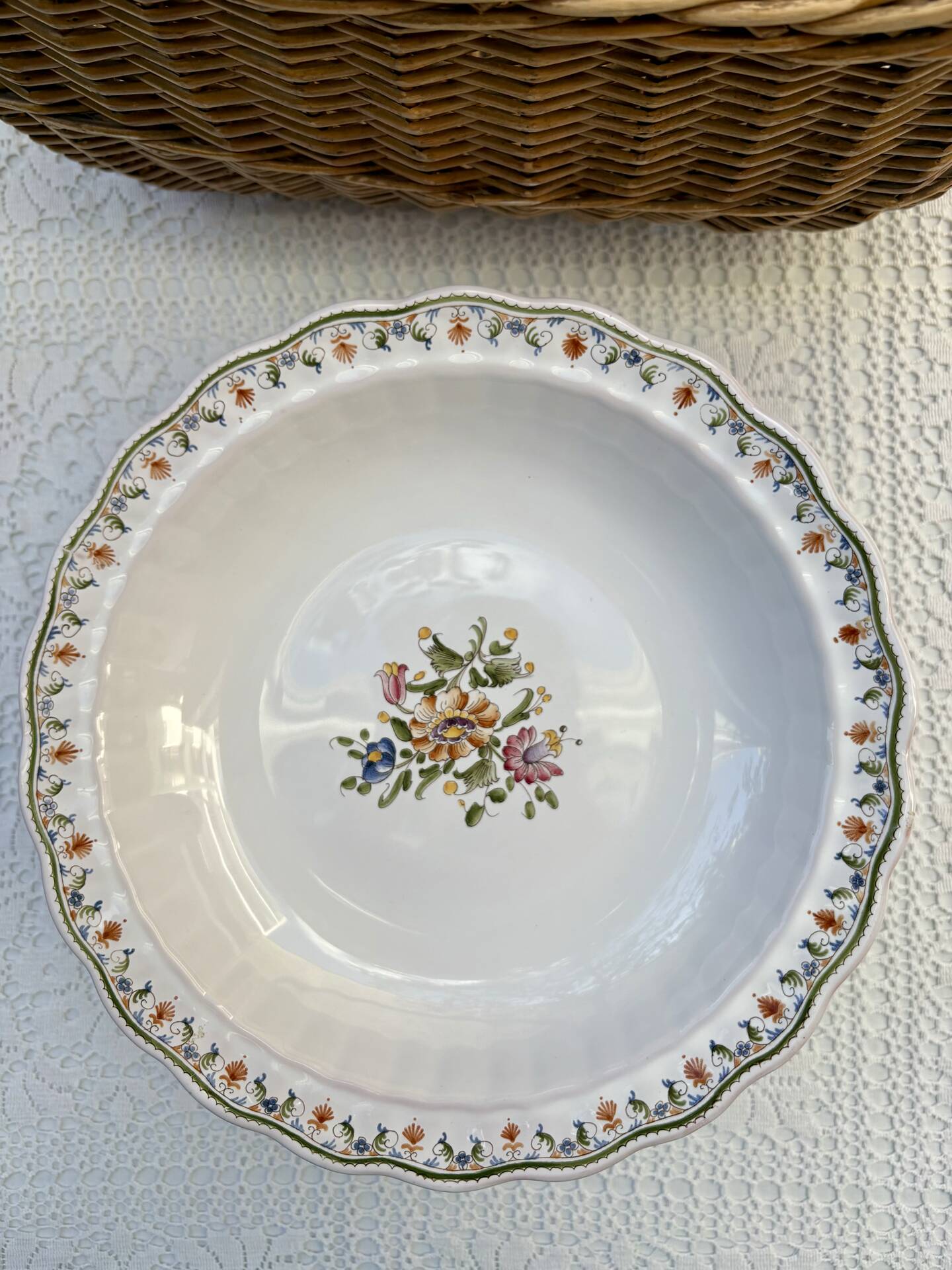 Footed compote signed Atelier Bondil faience from Moustiers
