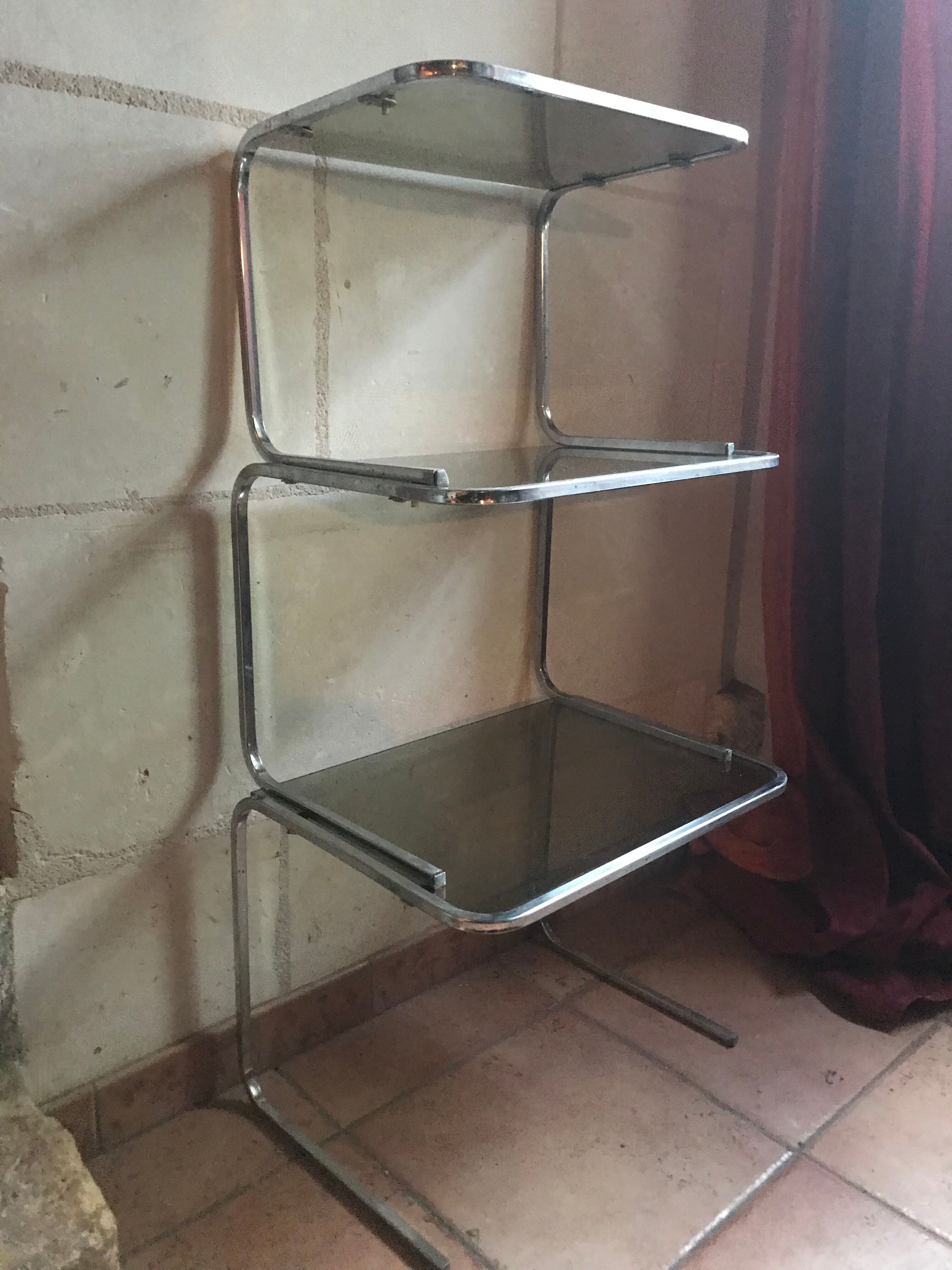 Vintage nesting coffee tables