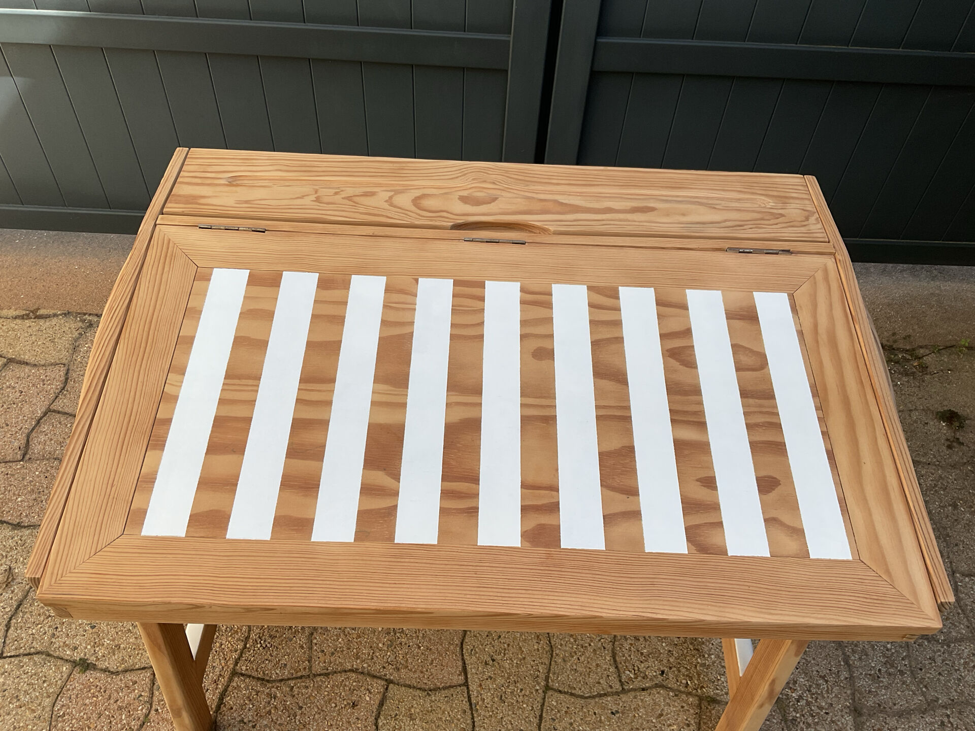Bureau , pupitre enfant vintage