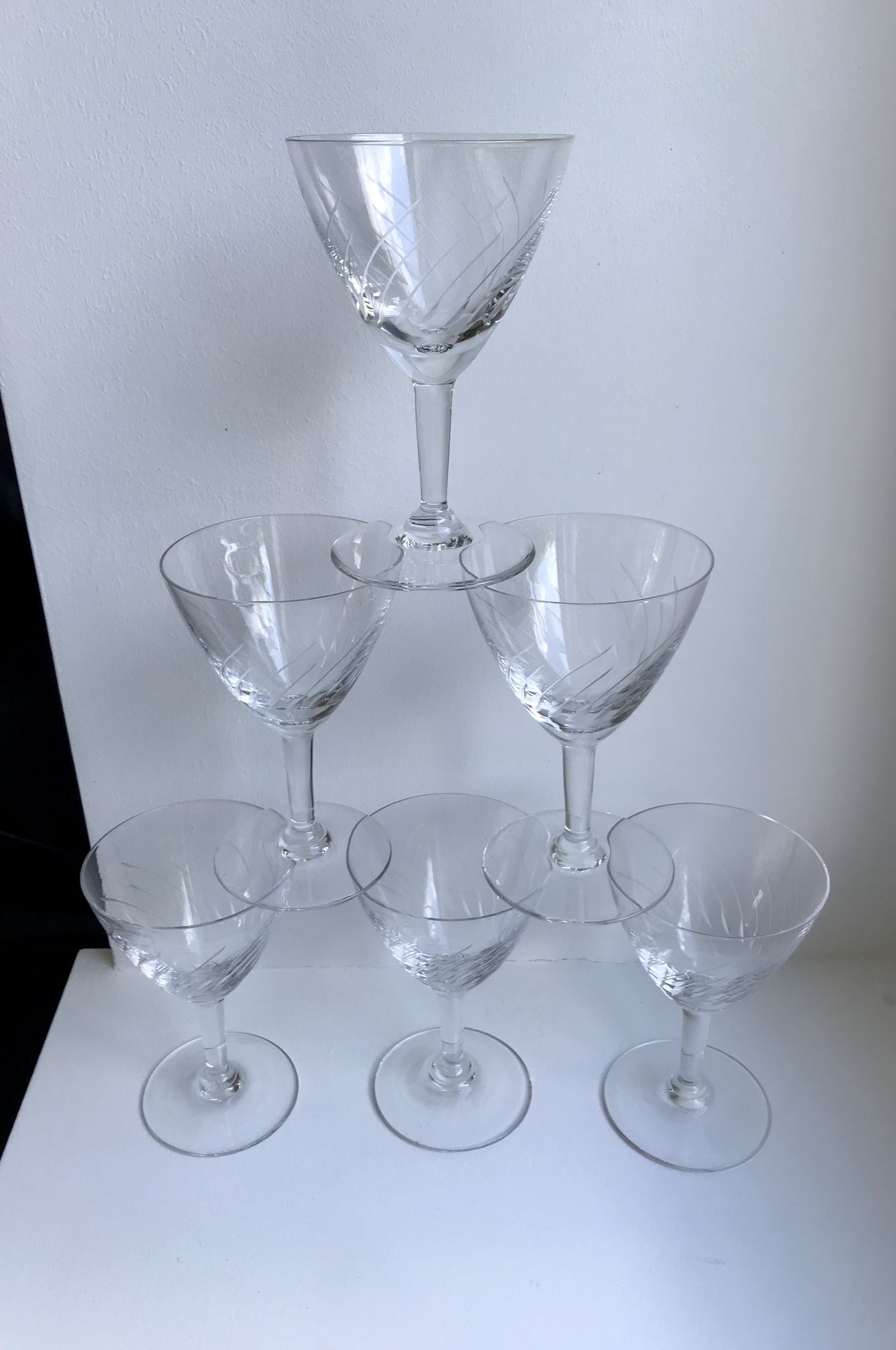 Lot 6 crystal wine glasses engraved 50s