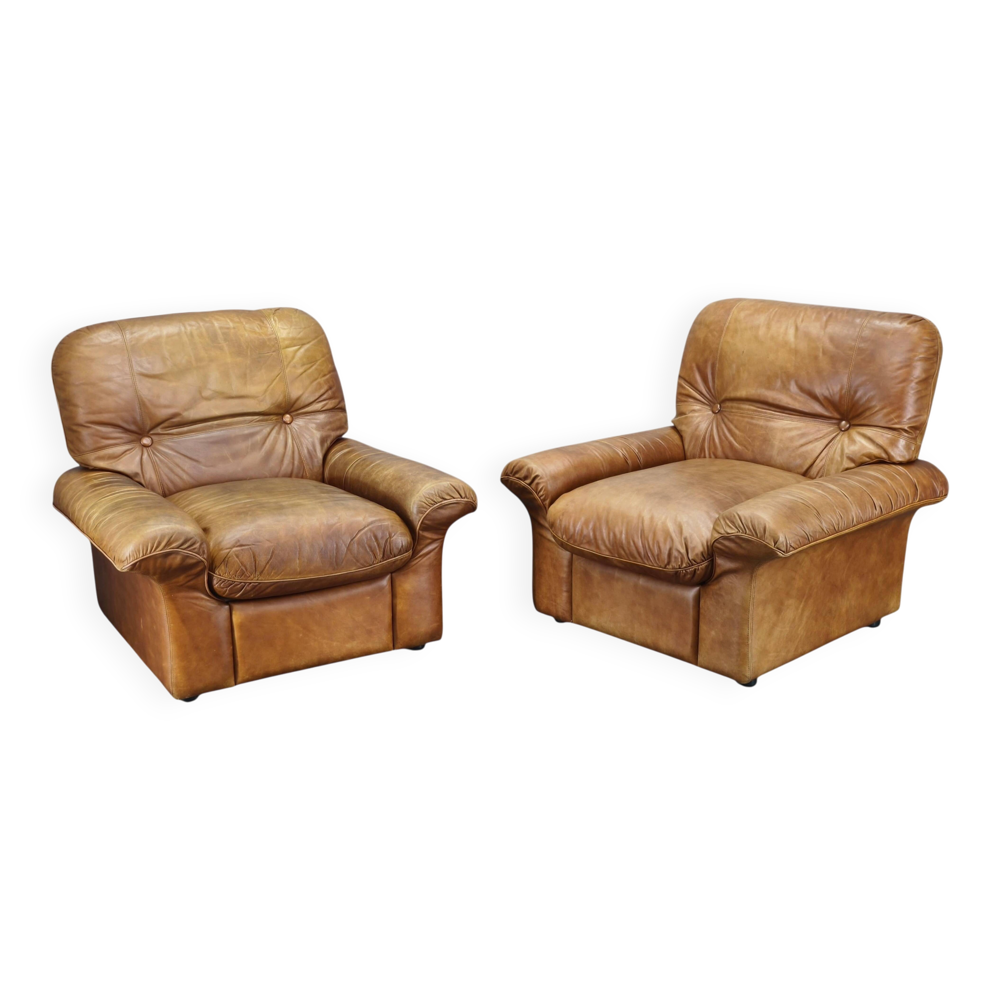 Pair of Arcon Italia Cognac Buffalo Leather Lounge Armchairs