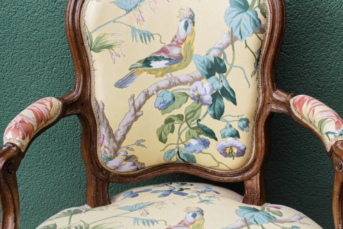 Cabriolet armchair, Louis XV period, 18th century