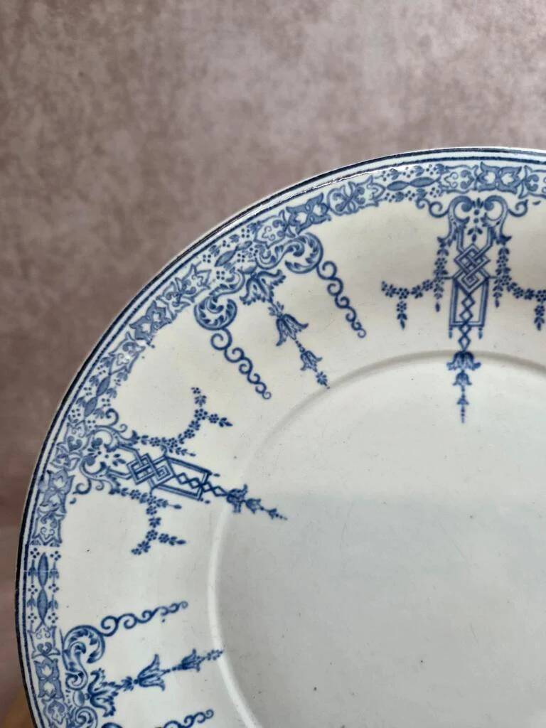 Old flat plate Gien 1860-1871 – blue earthenware decoration – 19th century