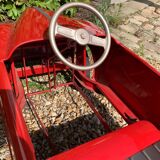 Pedal car